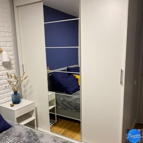 Сделали ремонт в спальне. 04