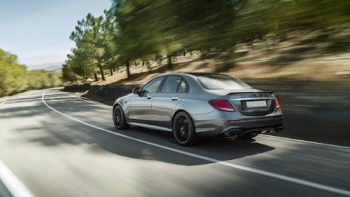 Автоновости - тест-драйвы.  Заднеполноприводный: тест-драйв Mercedes - AMG E63 S 4matic. 05