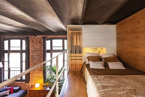 Двухуровневый лофт в Барселоне. 01