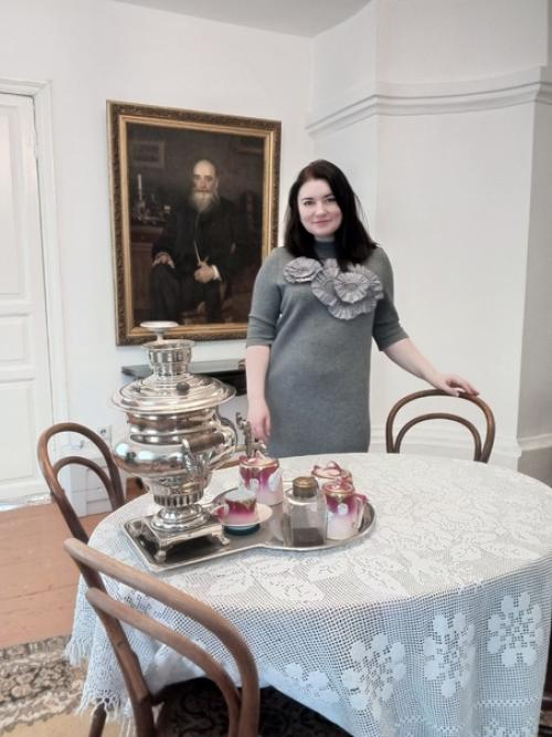 Музей - усадьба Василия Ивановича Сурикова располагается в центре города, на территории усадьбы, где родился и вырос художник. 02