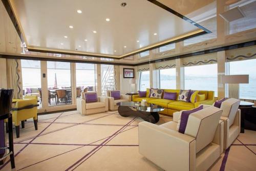 Элегантная 60-метровая суперъяхта Madame Kate от верьфи Amels. 06