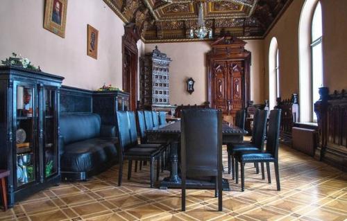 Киев.  Дом - загадка. 03