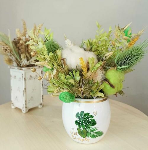 Сухоцветы в интерьере, благодаря своей природной энергетике создают атмосферу тепла и уюта. 02