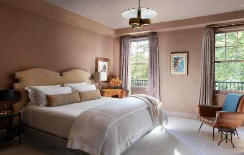 В старинном доме в Вашингтоне историческая архитектура сочетается с современным стилем. 06