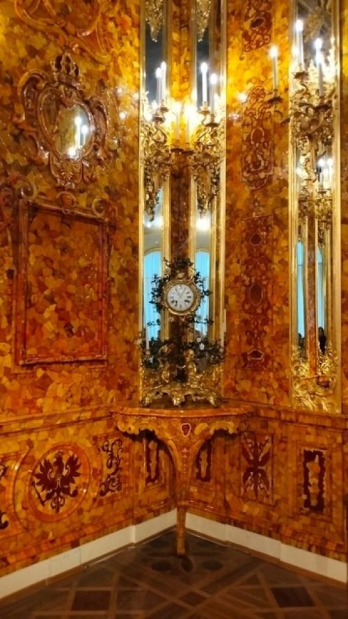 Участники танцевального коллектива Надежда побывав в Санкт-петербурге, посетили некоторые знаменитые места. 09