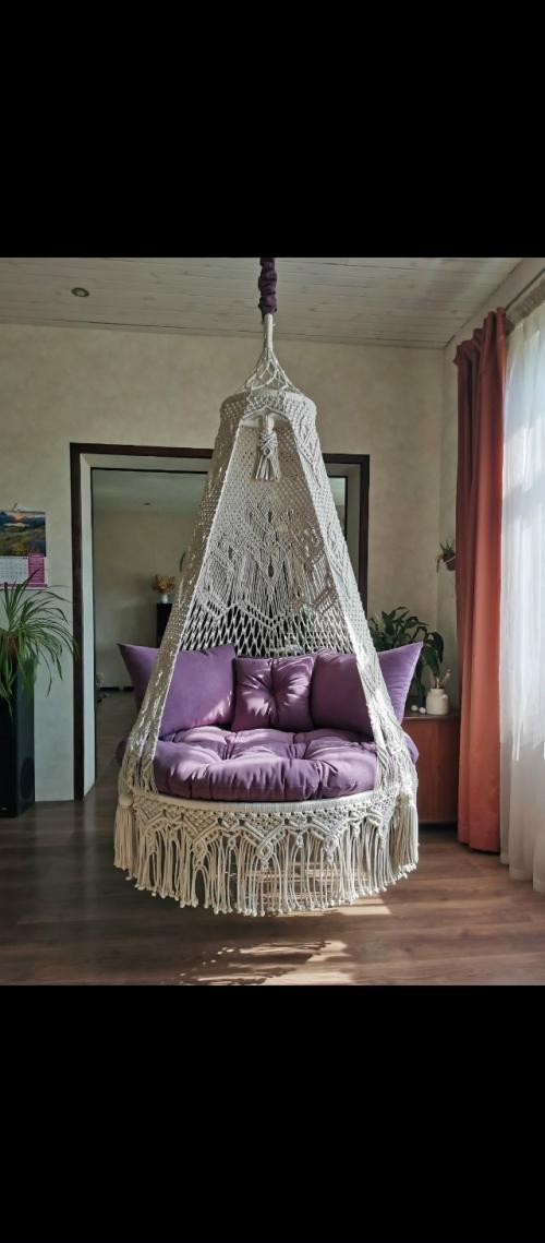 Всем здравствуйте!  Я Юлия, изготавливаю подвесные кресла, шатры, диваны и шезлонги. 03