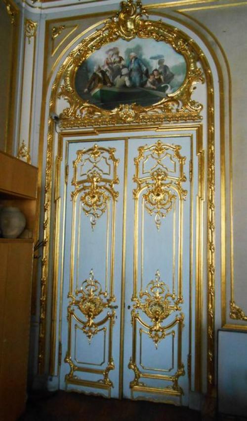 И вновь ново - михайловский дворец (дворцовая наб., 18; арх. 05