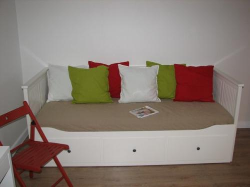 Доброго времени суток, уважаемые любители скандинавских интерьеров! 01