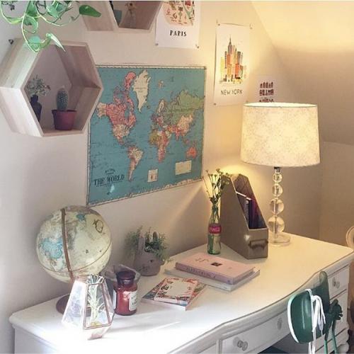 Как сделать маленькую спальню уютной? 01