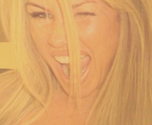 Девчонки часто спрашивают, как привлечь мужчину.  