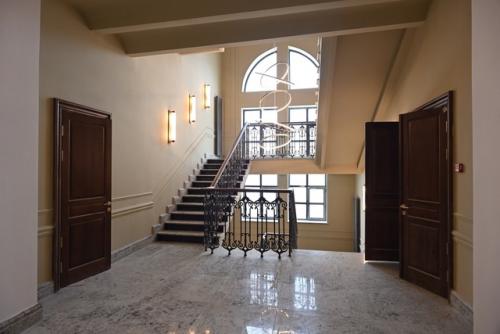 Проверил финальный этап реновации концертного зала Нальмэс. 03