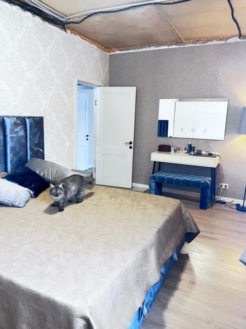 Срочная продажа 2-х этажного дома 200 кв. 06