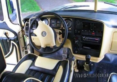 Дом на колёсах построенный на базе зил - 131. 02