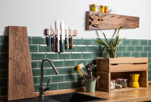 Интерьер комнаты в синем цвете - яркий дизайн, который легко располагает вас как к отдыху, так и к работе. 05