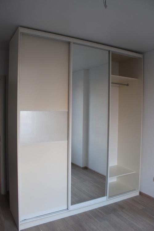 Лучшее решение.  В наше время, шкаф - купе стал неотъемлемо частью квартир и домов! 01