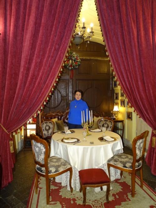 Теплая новогодняя встреча в уютном доме штакеншнейдера. 02