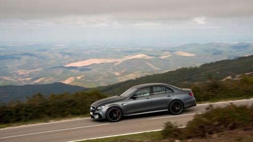 Автоновости - тест-драйвы.  Заднеполноприводный: тест-драйв Mercedes - AMG E63 S 4matic. 04