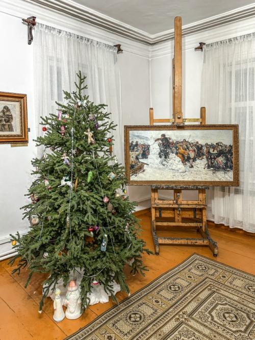 Молодой человек, у нас почти все экспонаты подлинные! 05