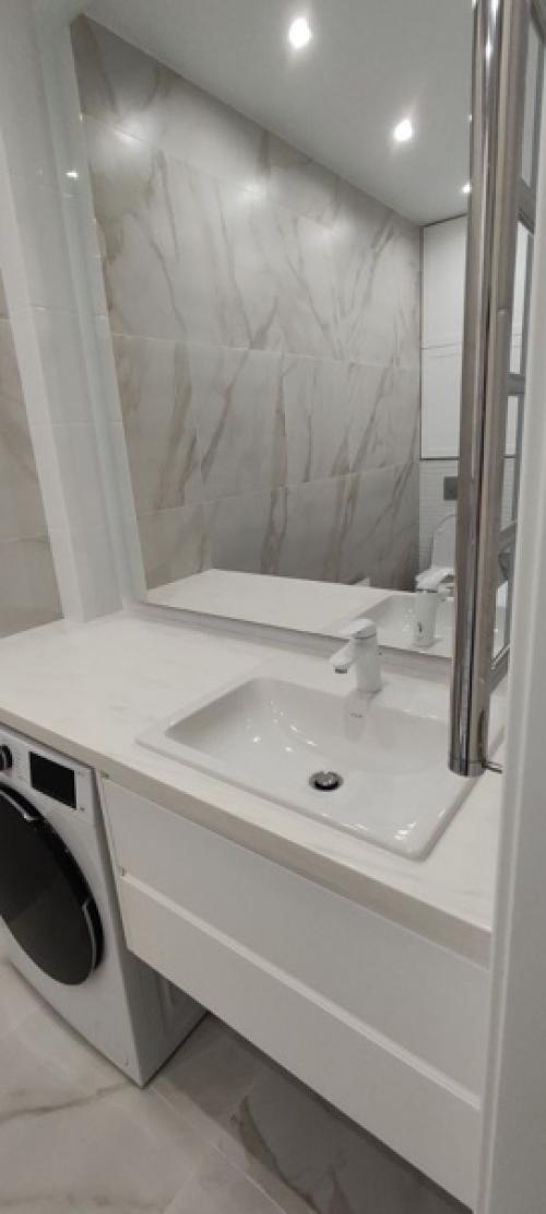 Иметь красивую и стильную ванную комнату мечтает каждая хранительница домашнего очага. 03