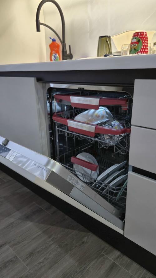 У владельцев домов, в отличие от жильцов квартир, больше возможностей при проектировании кухни. 06