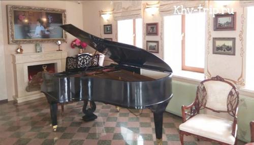 Немного хабаровской афиши. 06