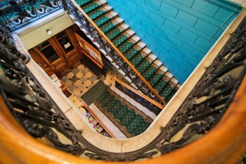 Киев.  Дом - загадка. 01