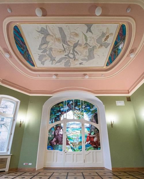 Самый красивый дом на поварской - это дом миндовского. 04