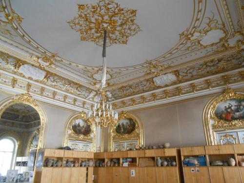 И вновь ново - михайловский дворец (дворцовая наб., 18; арх. 03