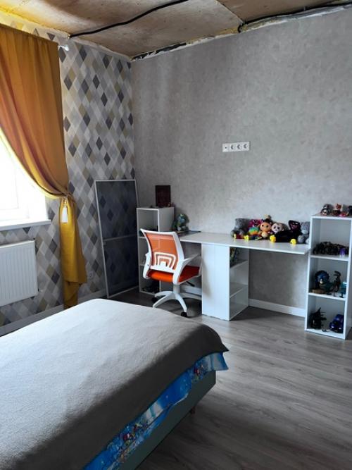 Срочная продажа 2-х этажного дома 200 кв. 02