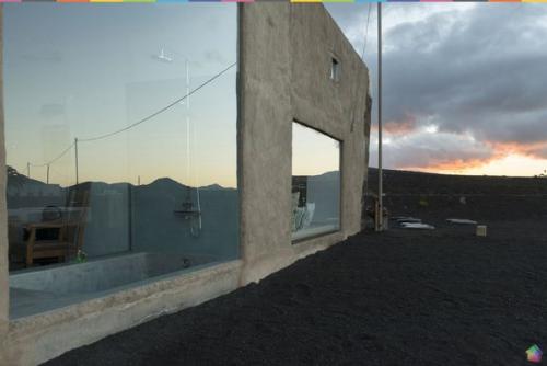 Современная ферма в окружении вулканического пейзажа ч. 1. 03