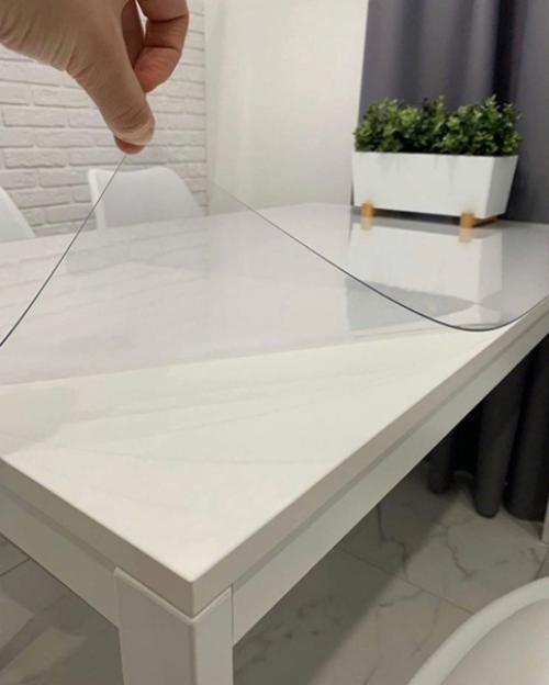 Минимализм на кухне в светлых тонах. 01