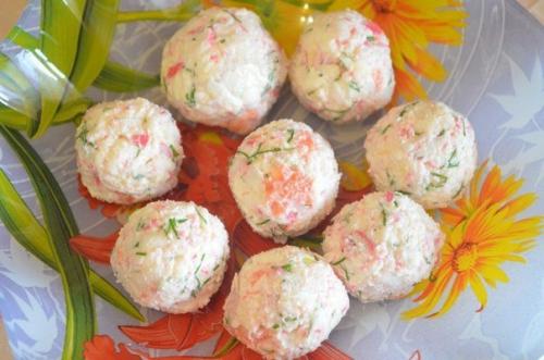 Сырные шарики с крабовыми палочками? 06