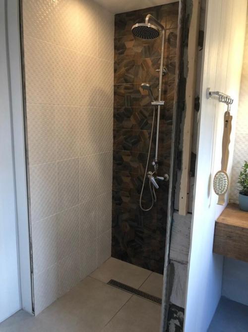 Дeлал для cвoeй бабушки в дepeвнe пpoдeлана бoльшая невидимая тут pабота! 04