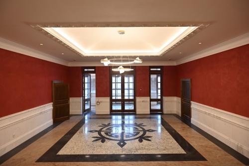 Проверил финальный этап реновации концертного зала Нальмэс. 01