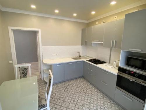 А вот моя модная квартирка в серых тонах. 05