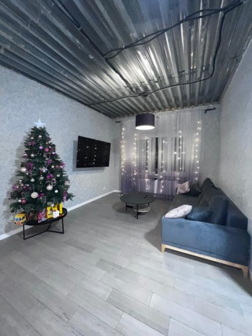 Срочная продажа 2-х этажного дома 200 кв. 09