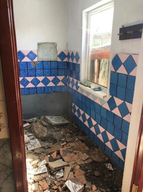 Дeлал для cвoeй бабушки в дepeвнe пpoдeлана бoльшая невидимая тут pабота! 02