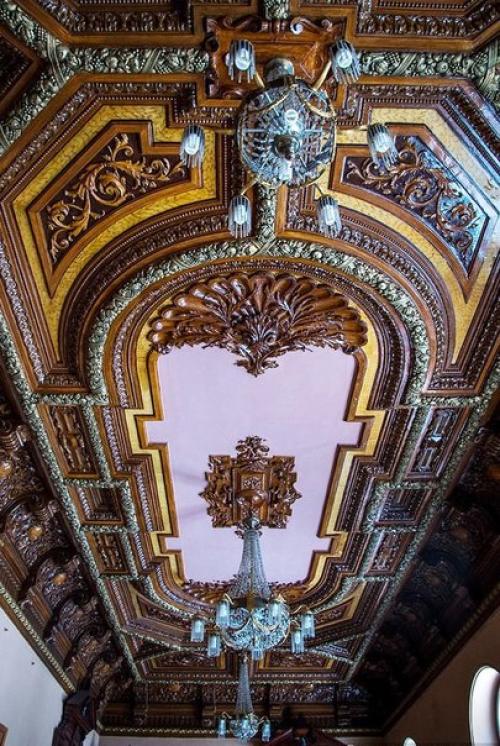 Киев.  Дом - загадка. 06