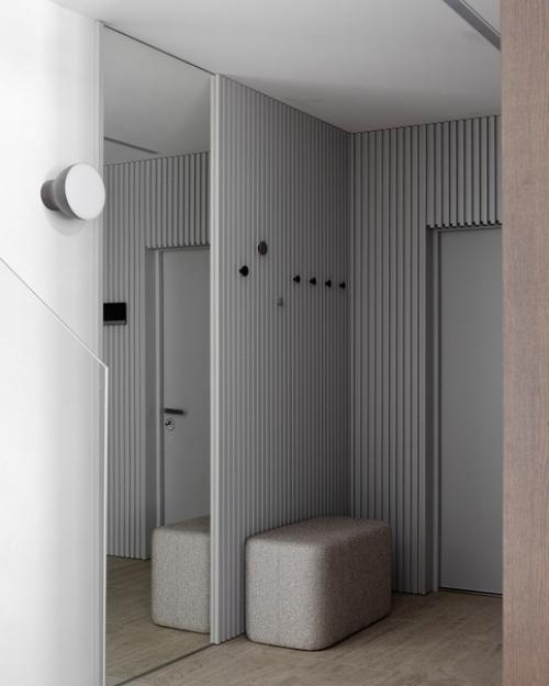 Высокие потолки, большие окна и вид на реку - таковы были исходные данные проекта, над которым работала дизайнер Ната лутович. 05