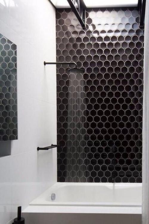 Множество материалов, имитирующих разные типы покрытий, позволят вам создать оригинальный интерьер. 06