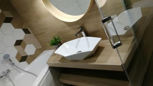 Ремонт санузла двухлетней давности. 09