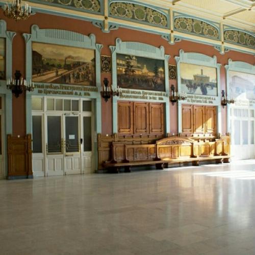 Витебский вокзал.  Это одно из моих самых любимых мест в Петербурге. 05