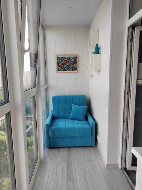 В пятничные развлечения попала окраска икеевского стула. 02