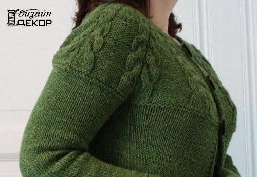 Пуловер с круглой кокеткой и косами от Drops Design? 05