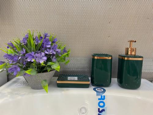 Аксессуары в ванной комнате - неотъемлемая часть интерьера. 06