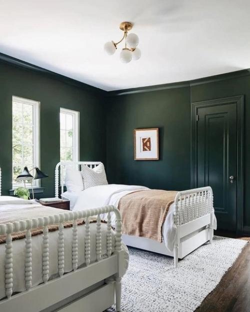 Неплохо так преобразили комнатушку. 02