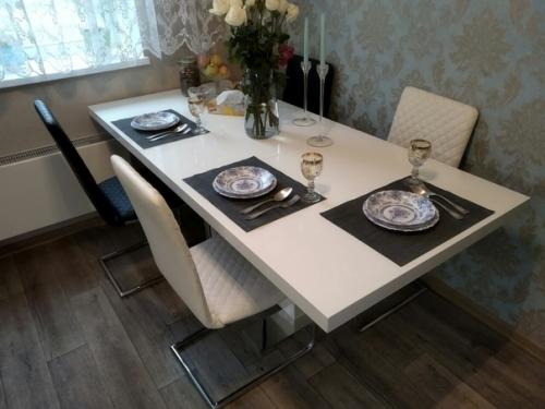 Выставляю на суд!  Моя двушка в новой Москве, ремонт делали под ключ. 03