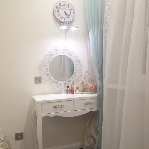 Трюмо в спальню. 05