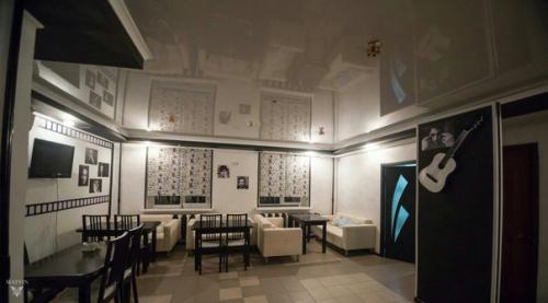 Вечер в стиле голливудского кино: новое кафе 2 2. 03