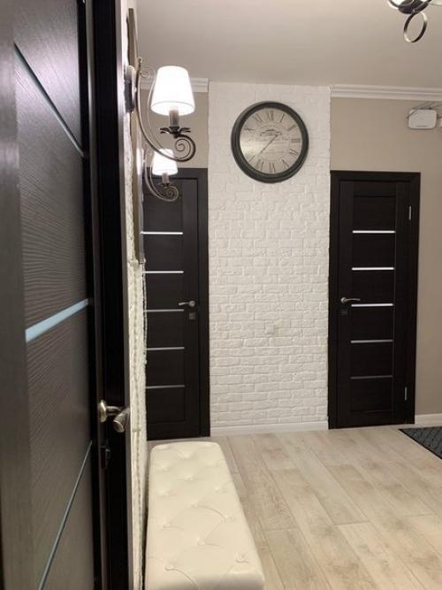 Привет!  Закончили ремонт в нашей прихожей. 03